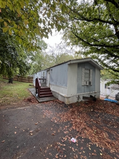 Primary Photo - 35 Brookdale Rd