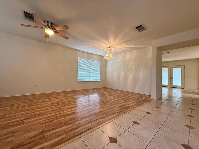 Building Photo - 12940 Dionysus Dr