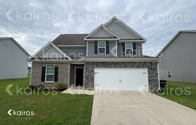 Building Photo - 1100 Freedom Pkwy