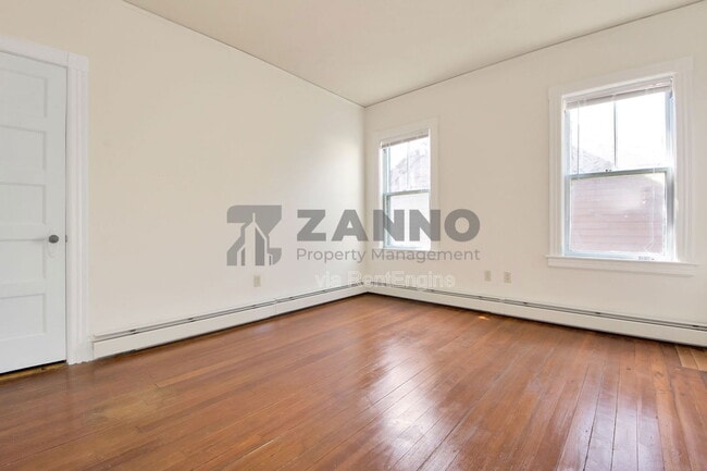 Building Photo - 19 Arnold St