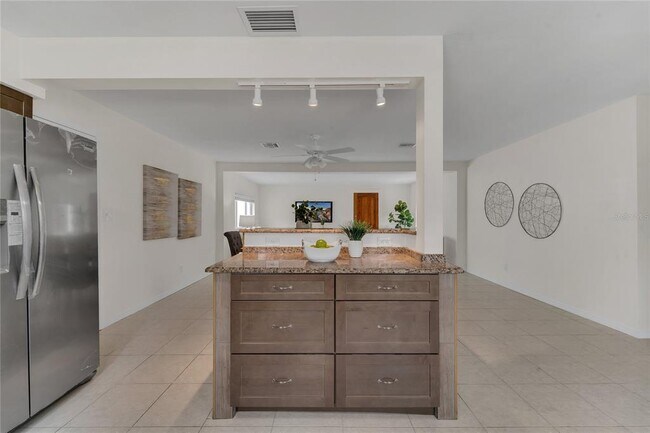 Building Photo - 312 Lagoon Dr