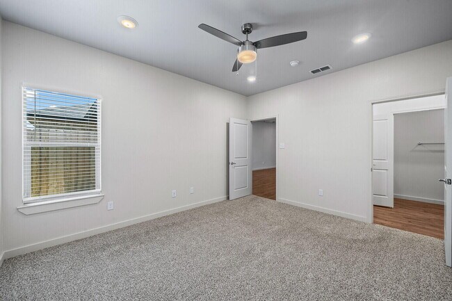 Building Photo - 4108 Trenton Ave