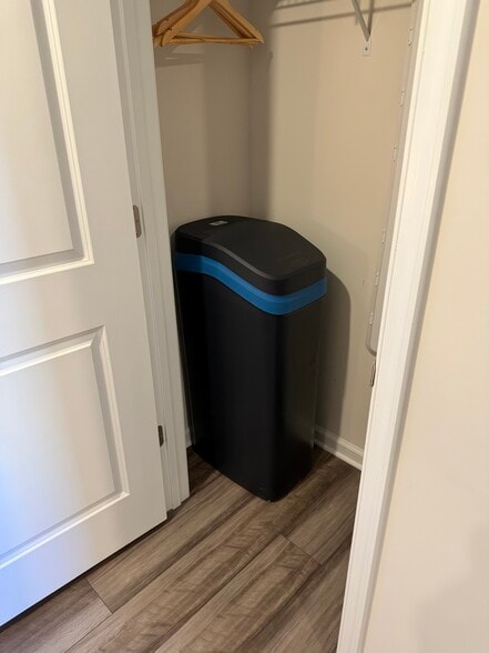 Building Photo - 454 18th Ave