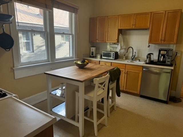 Kitchen - 1333 S 200 E