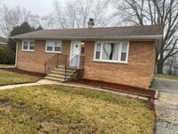 Building Photo - 22727 Richton Square Rd