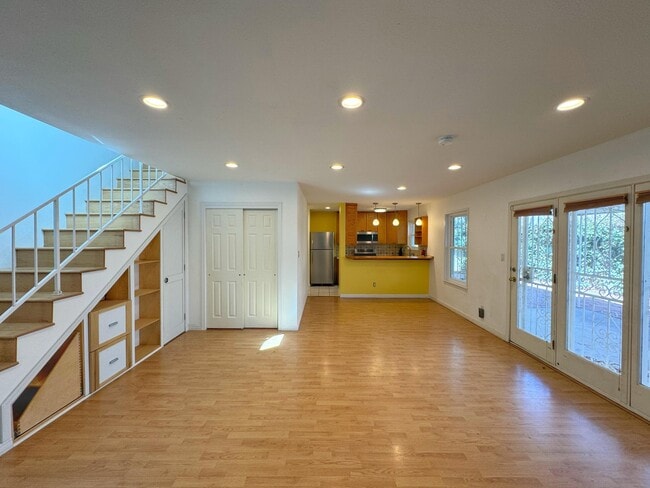 Building Photo - 2111 New York Ave SW