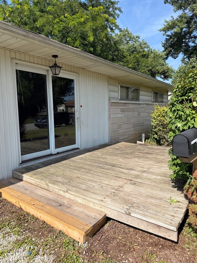 Building Photo - 2173 Newcomer Ln