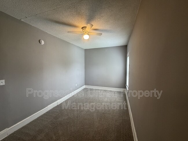 Building Photo - 4520 Bush Ave