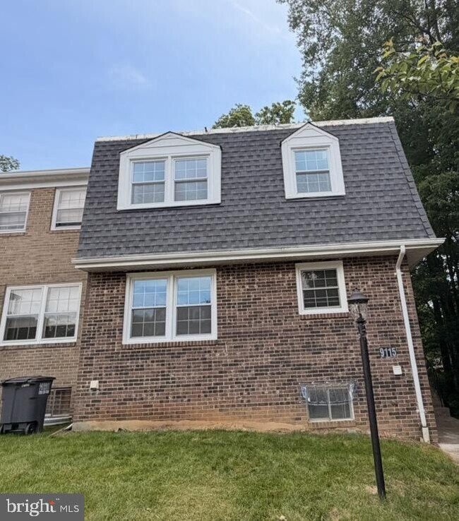 Building Photo - 9115 Barrick St