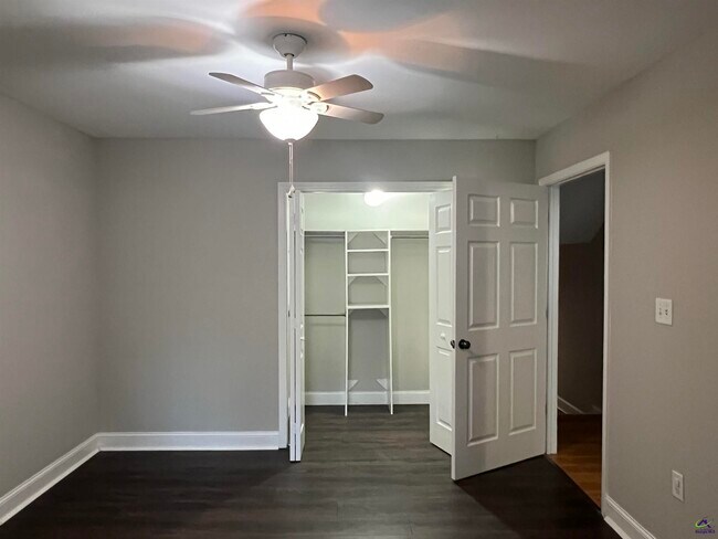 Building Photo - 253 Chadwick Cir