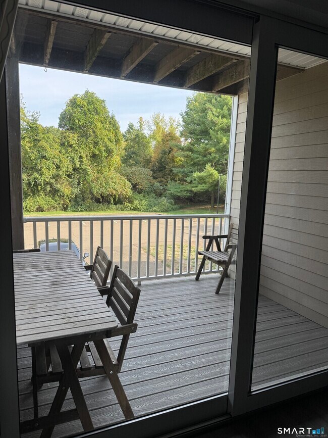 Building Photo - 103 Peddlers Dr