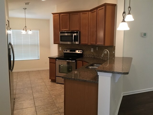 Building Photo - 216 W Jayce Wy