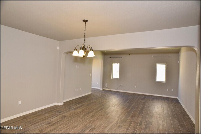 Building Photo - 2120 Thomas Lackland St