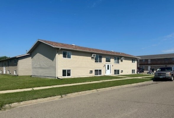 Primary Photo - 1007 13th Ave W