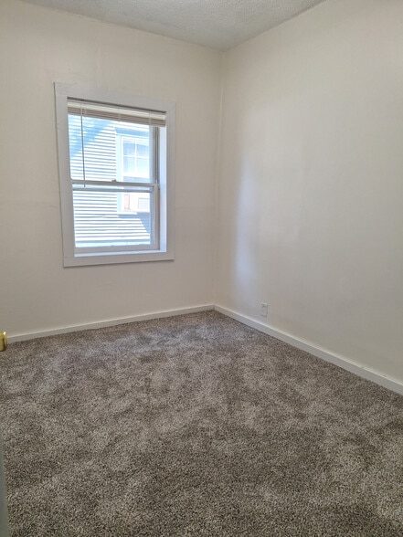 Bedroom 2 - 1220 Louisiana St