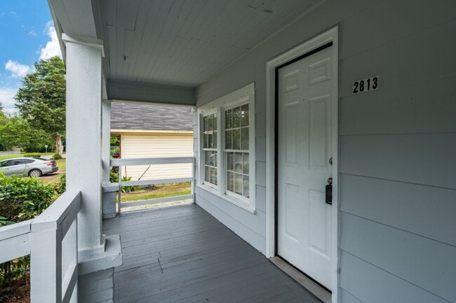 Building Photo - Stylish 4BR/2BA Home in Tuscaloosa – Moder...