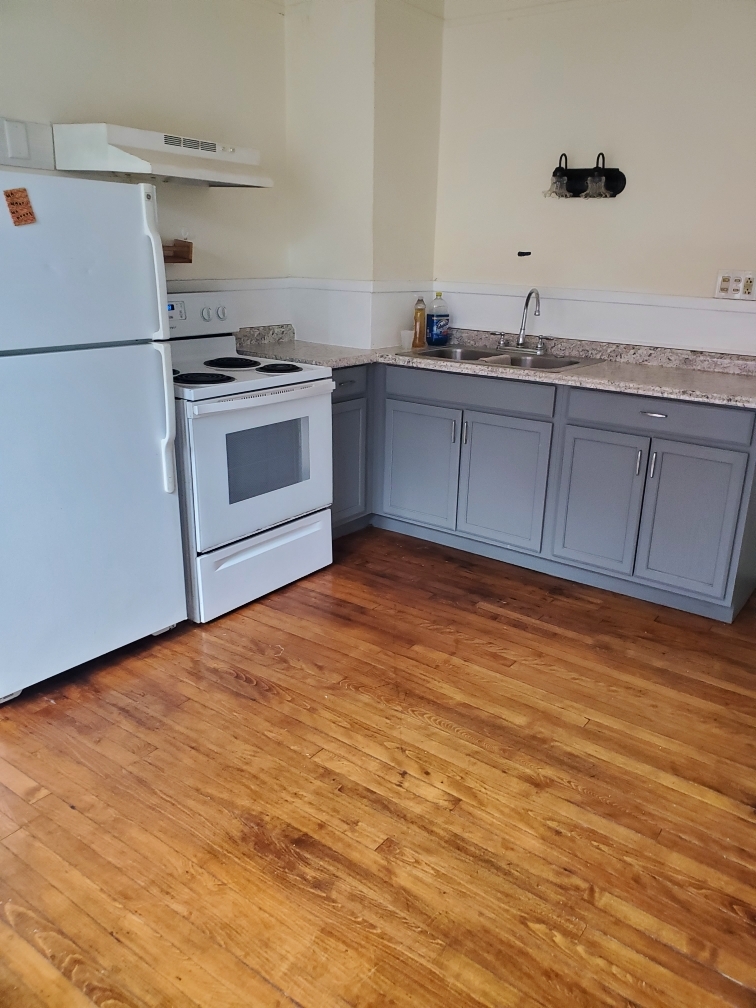 Kitchen - 2 Noyes St