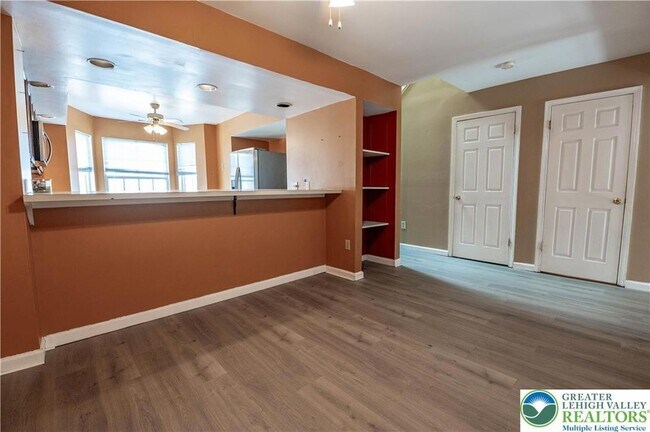 Building Photo - 109 Freedom Ct