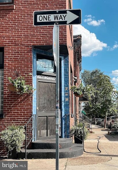 Building Photo - 2514 Memphis St