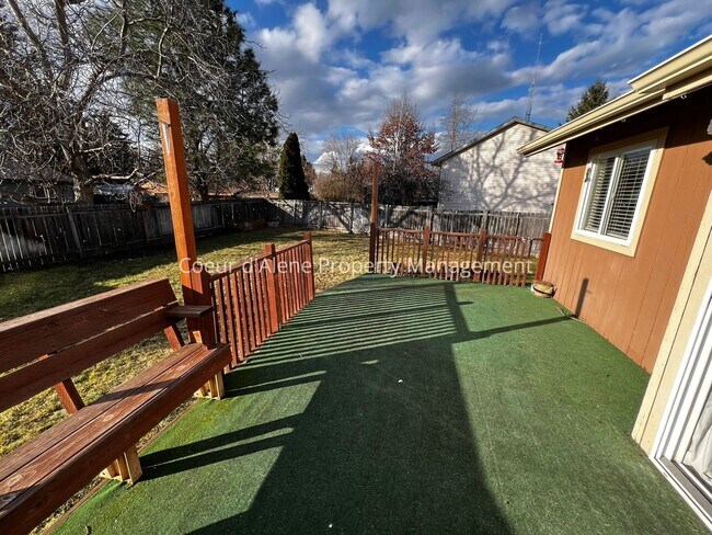 Building Photo - 3 bed house in Hayden at end of Cul-de-Sac!