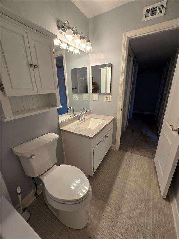 Building Photo - 60 Lamsden Ln NW