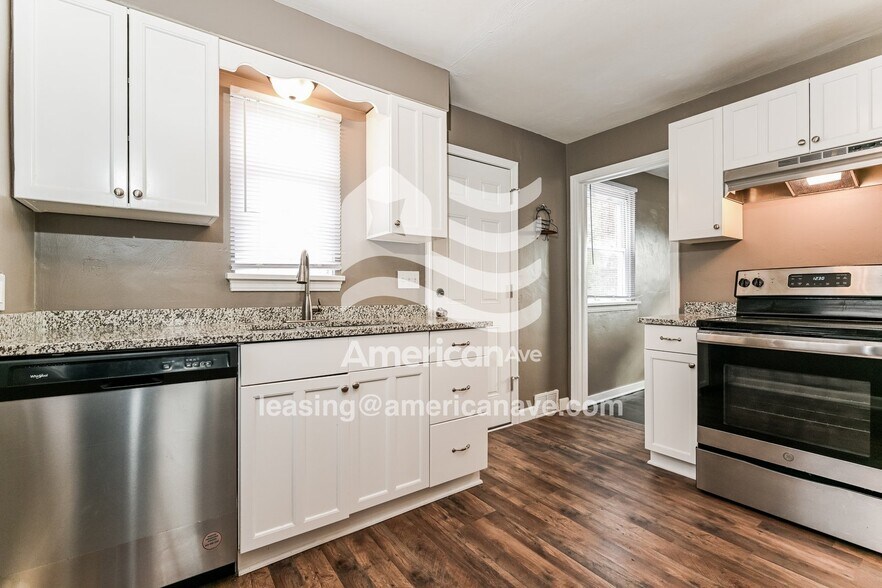 Building Photo - 3506 Foster Rd