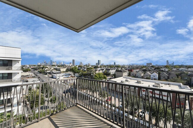 Building Photo - 5454 State St