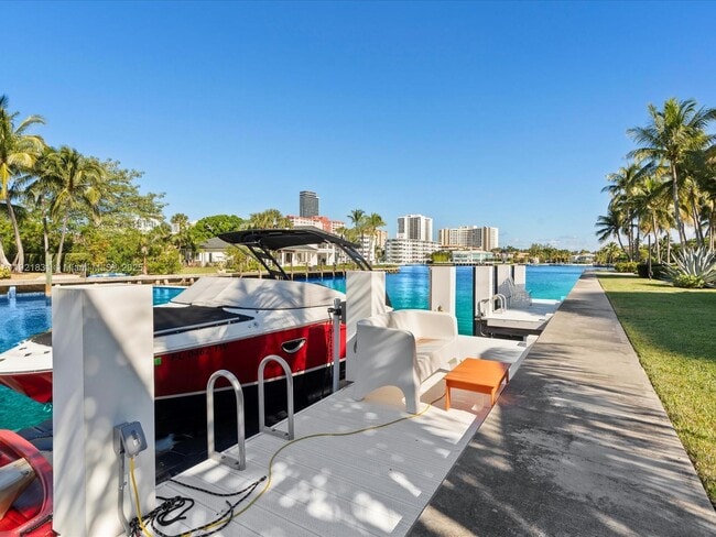 Building Photo - 3753 NE 214th St