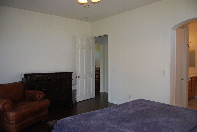 Building Photo - Single Level in Damonte Ranch