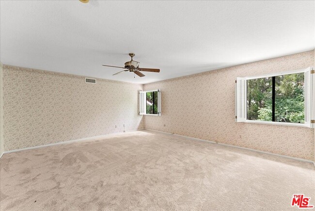 Building Photo - 6911 Sunset Ridge Ct