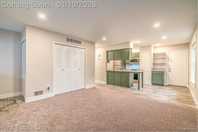 Building Photo - 310 Roe St