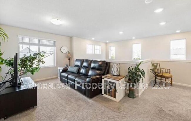 Building Photo - 17903 NE 78th Way