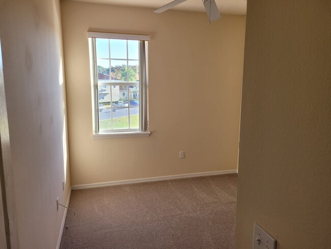 Building Photo - 458 Monroe Cir