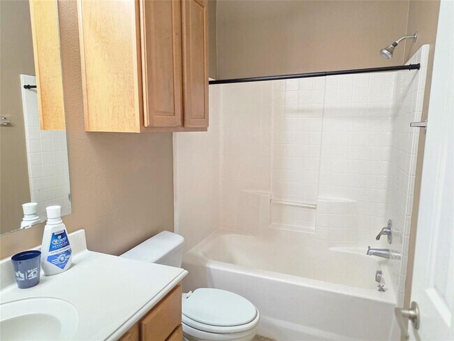 Building Photo - 305 Holleman Dr E