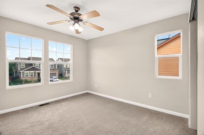 Building Photo - 2017 Capital Dr