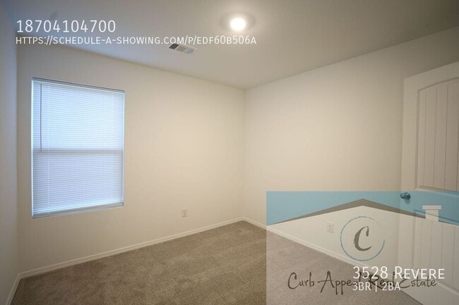 Building Photo - 3528 Revere-