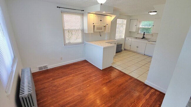 Building Photo - 45 Greenlee Rd