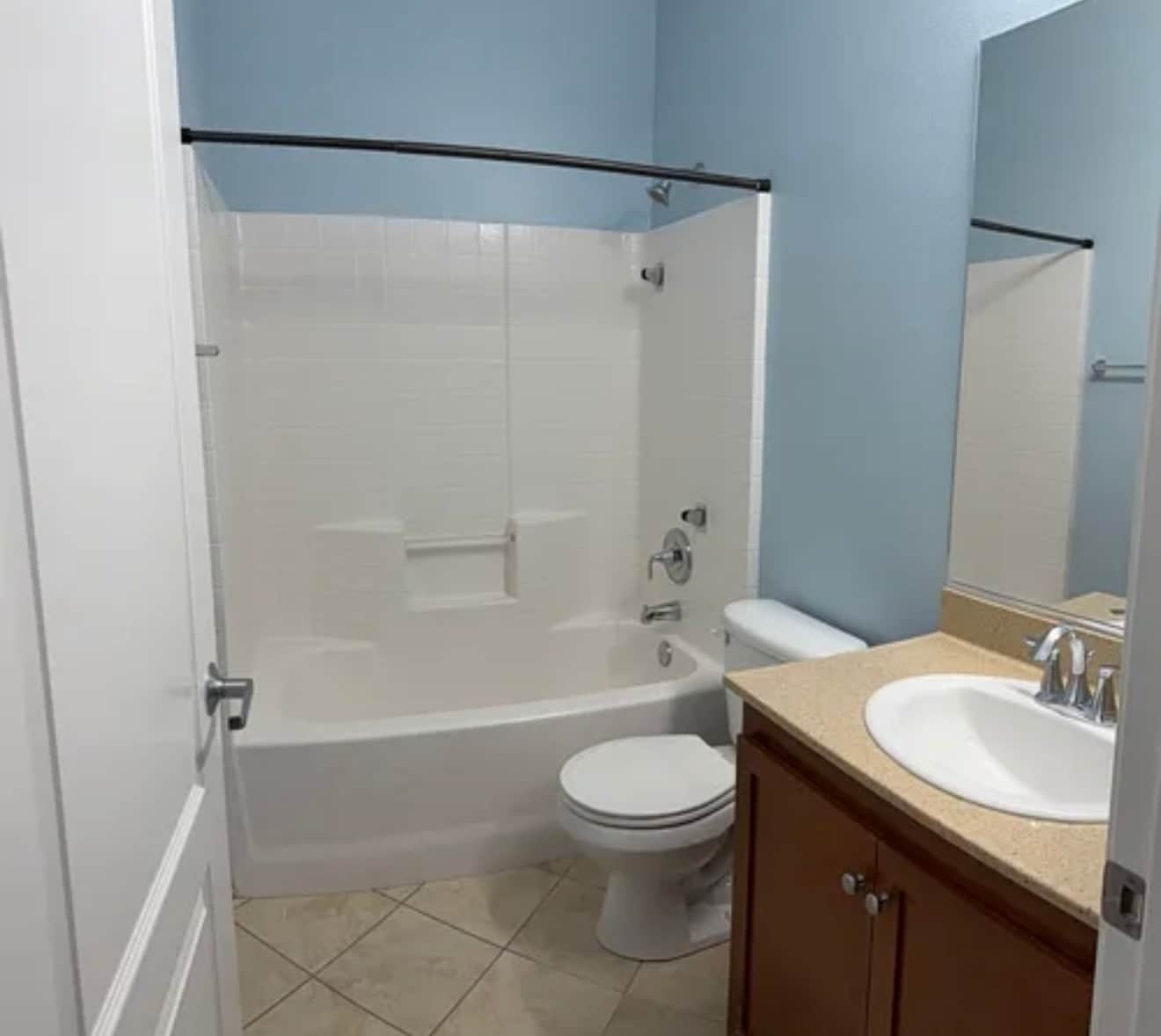 Upstairs bath - 28063 Catherine Dr