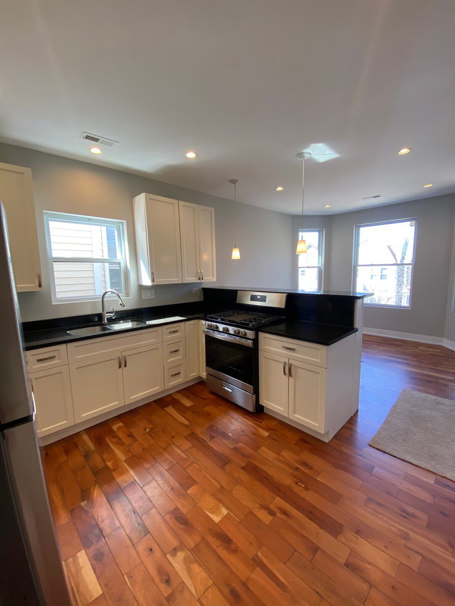 Building Photo - 3633 W Palmer St