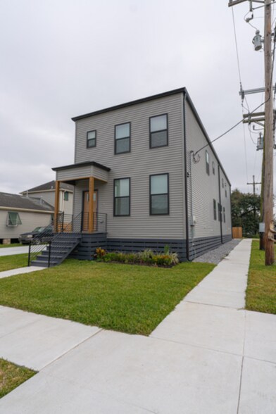 Building Photo - 4021 N Rocheblave St
