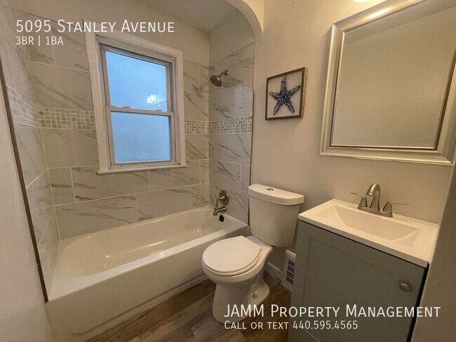 Building Photo - Maple Heights: SINGLE FAMILY 3-Bedroom