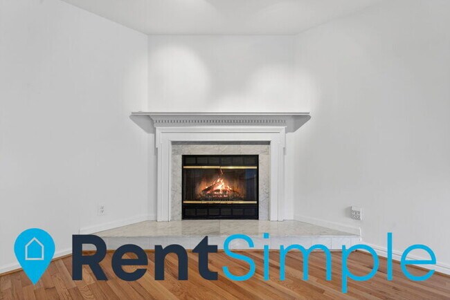 Building Photo - 13136 Ashnut Ln