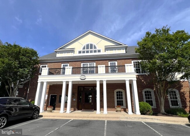 Building Photo - 12953 Centre Park Cir