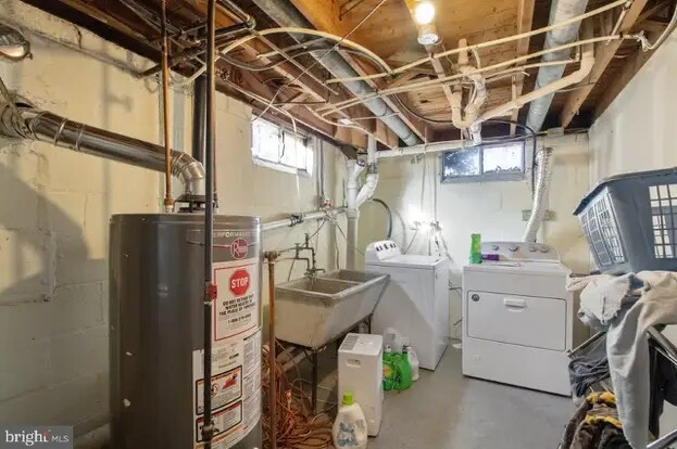 LAUNDRY ROOM - 201 Deptford Rd