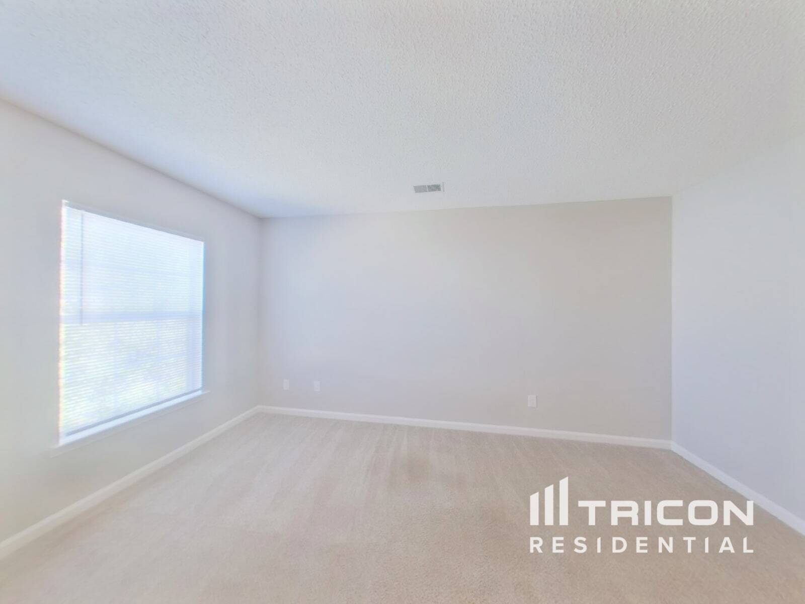 Building Photo - 124 Wigmore Ln