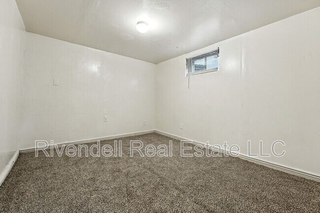 Building Photo - 3040 Worchester St