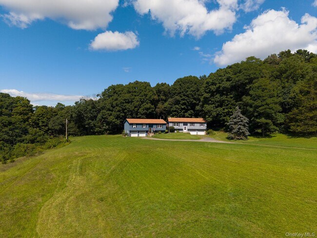 Building Photo - 17 Slate Field Ln
