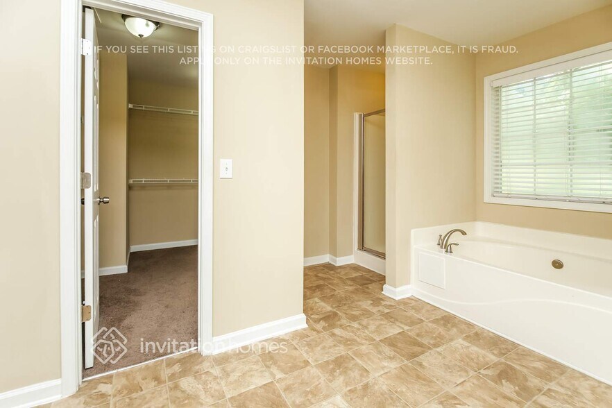 Building Photo - 3283 Fruitwood Ln