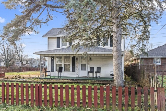 Building Photo - 2709 Kilbourne Ave