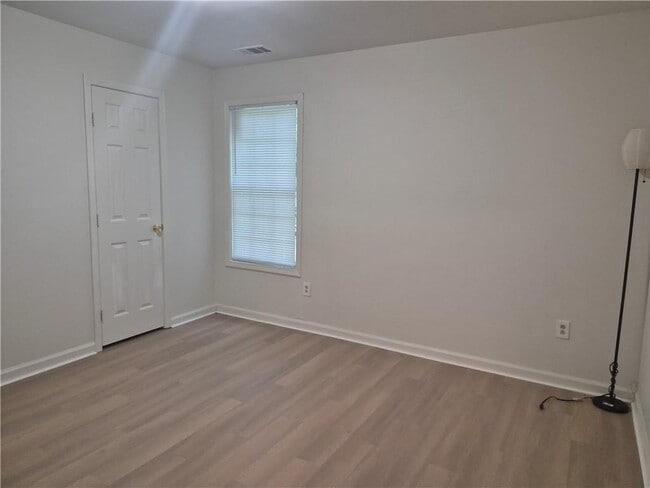 Building Photo - 7065 Mahonia Pl